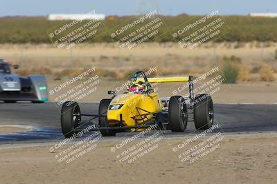 media/Oct-29-2022-CalClub SCCA (Sat) [[e05833b2e9]]/Race Group 2/Race (Outside Grapevine)/